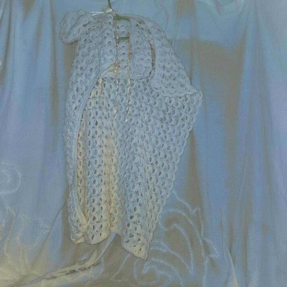 HandmadeWhite Crochet 3-Piece Baby Layette Set Blanket, Sweater Bonnet Hat 0-6M